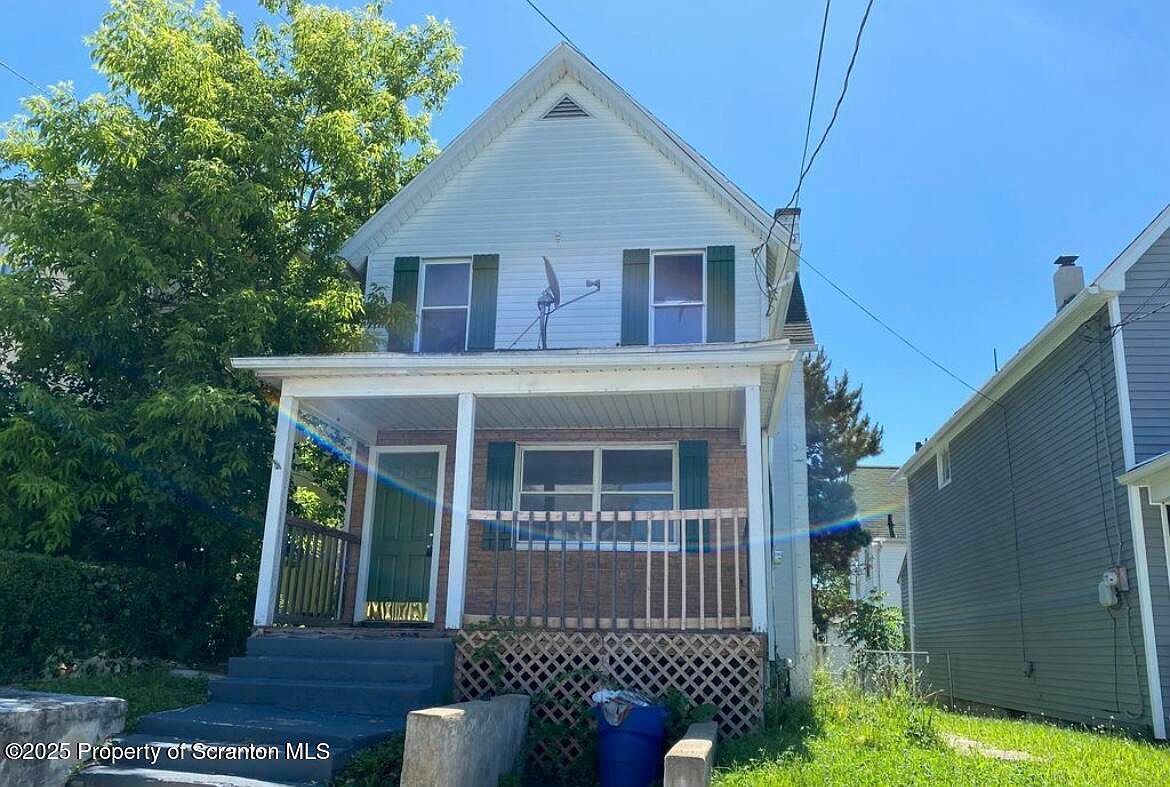 305 S Garfield Ave Scranton, PA 18504 - Thumbnail 2