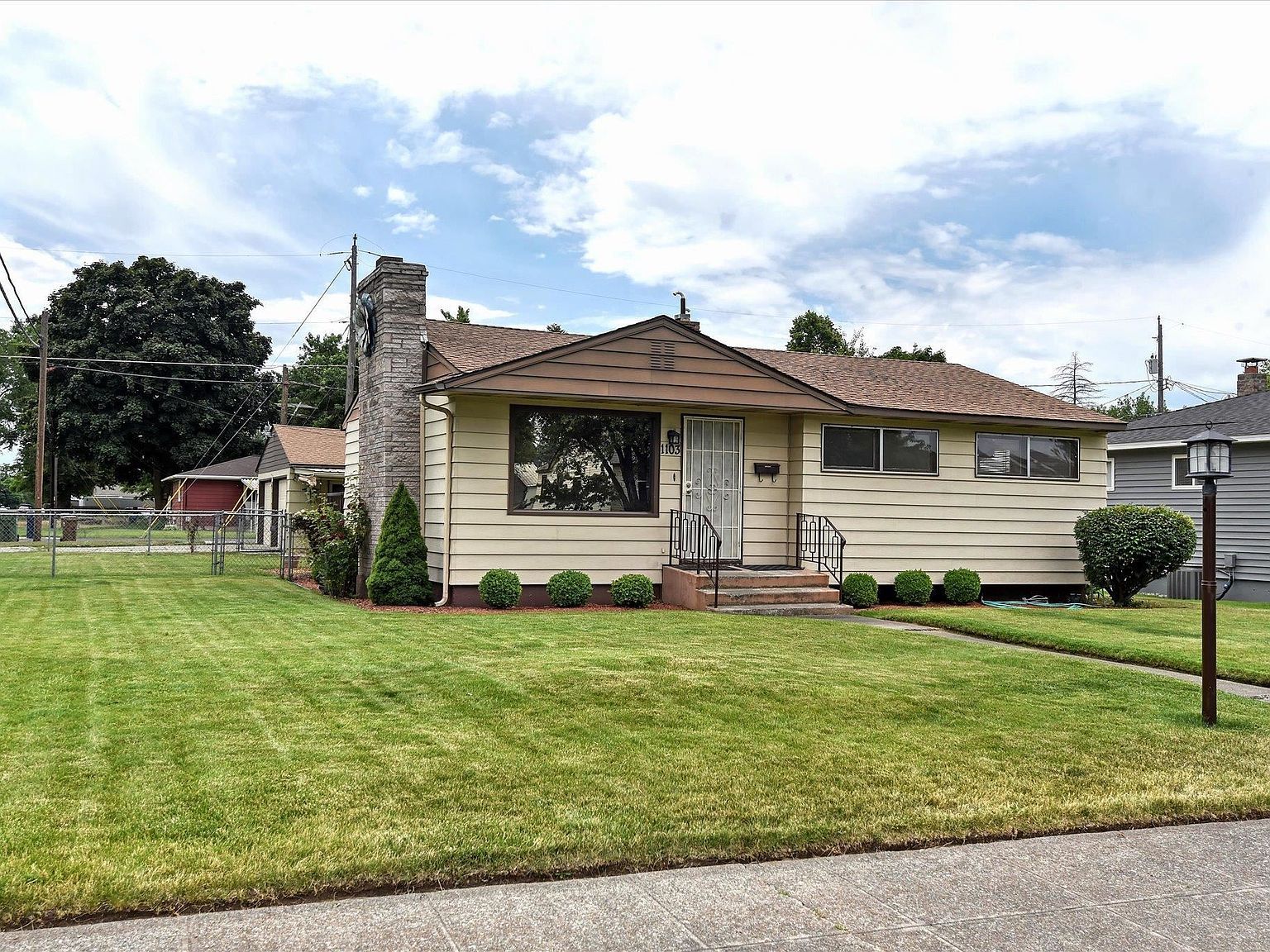 1103 W Decatur Ave Spokane, WA 99205 - Thumbnail 2