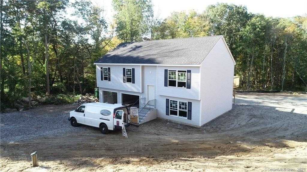 1060 East Lake Road, Oakdale, CT, USA, Montville, 6370 | Single Family