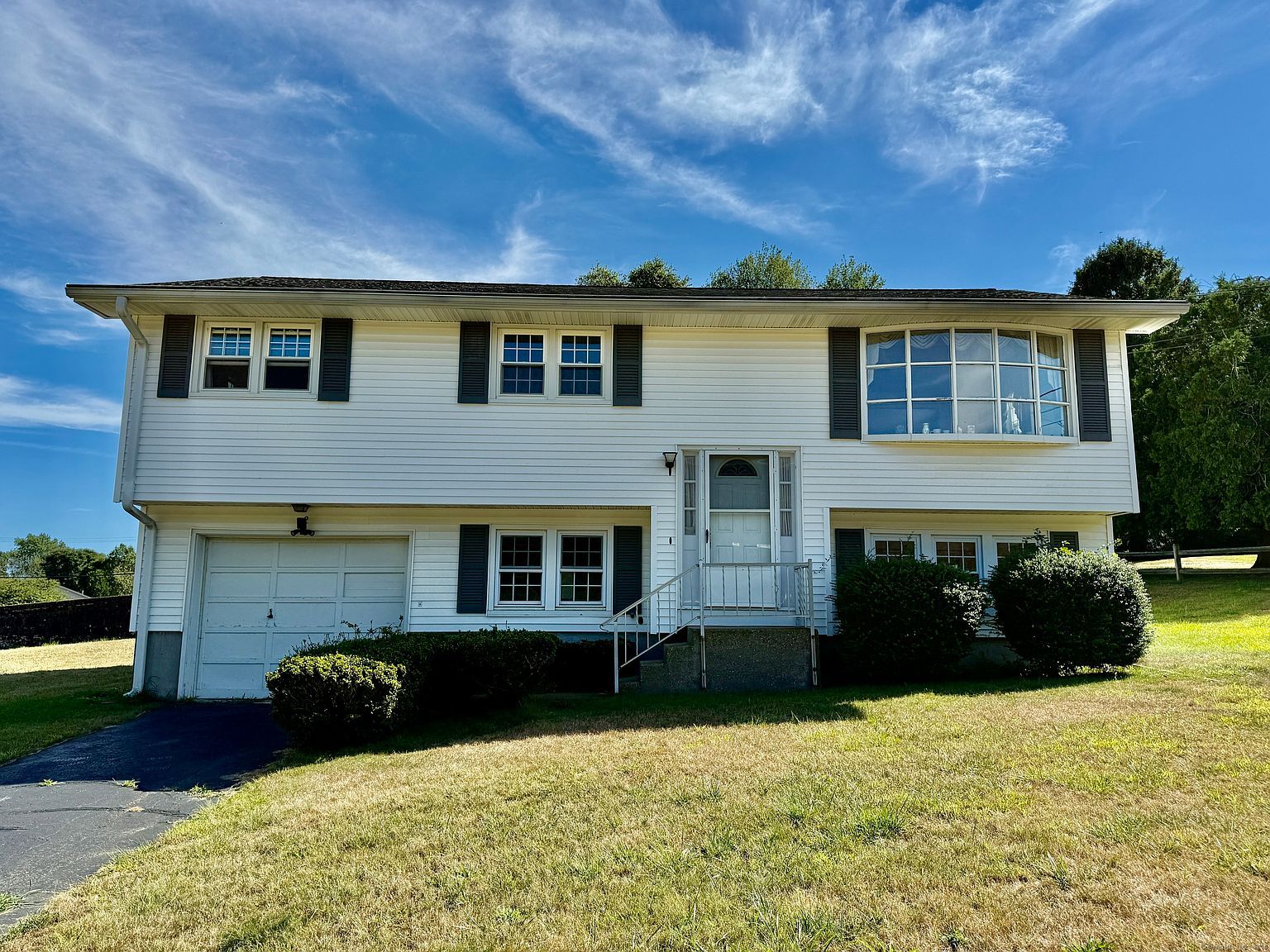 2 Maginnis Pkwy Waterford, CT 06385 - Thumbnail 2