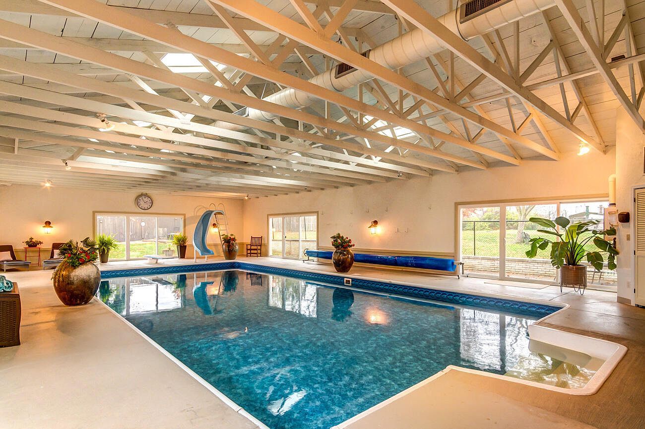 724 Barnes Mill Rd Richmond, KY 40475 - Thumbnail 2