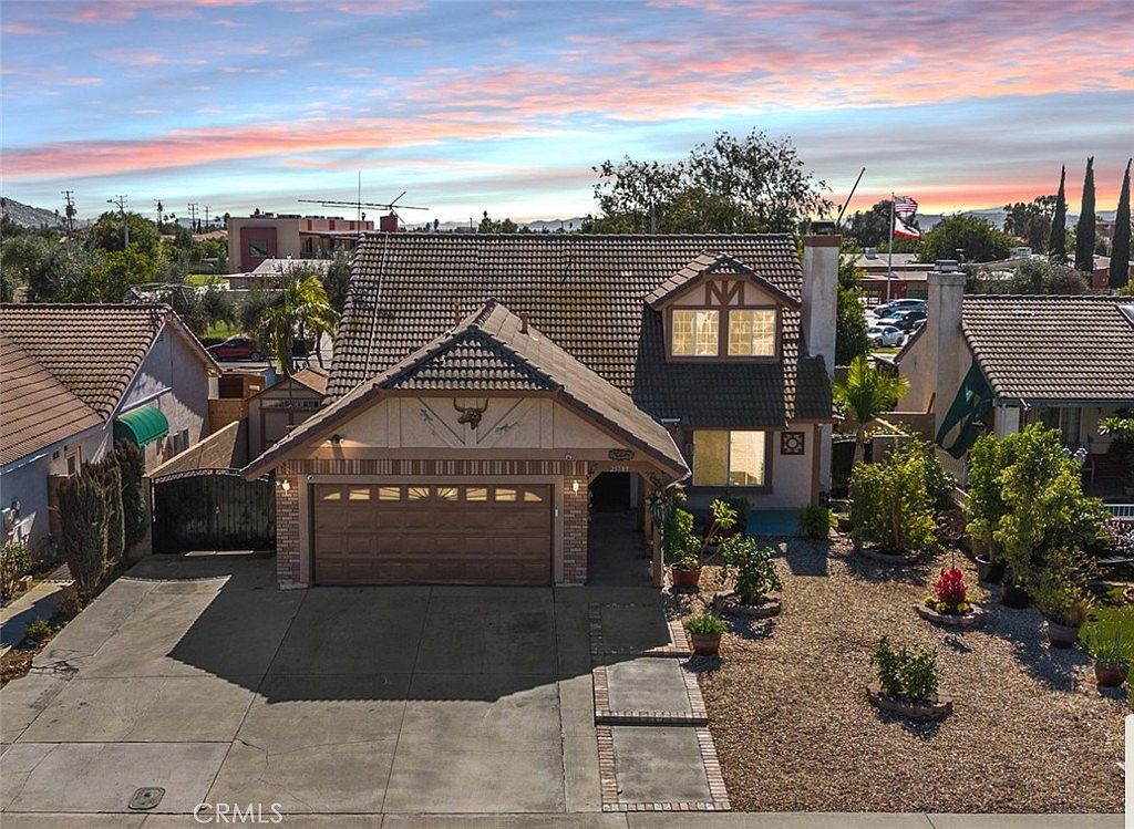 25189 El Greco Dr Moreno Valley, CA 92553 - Thumbnail 2