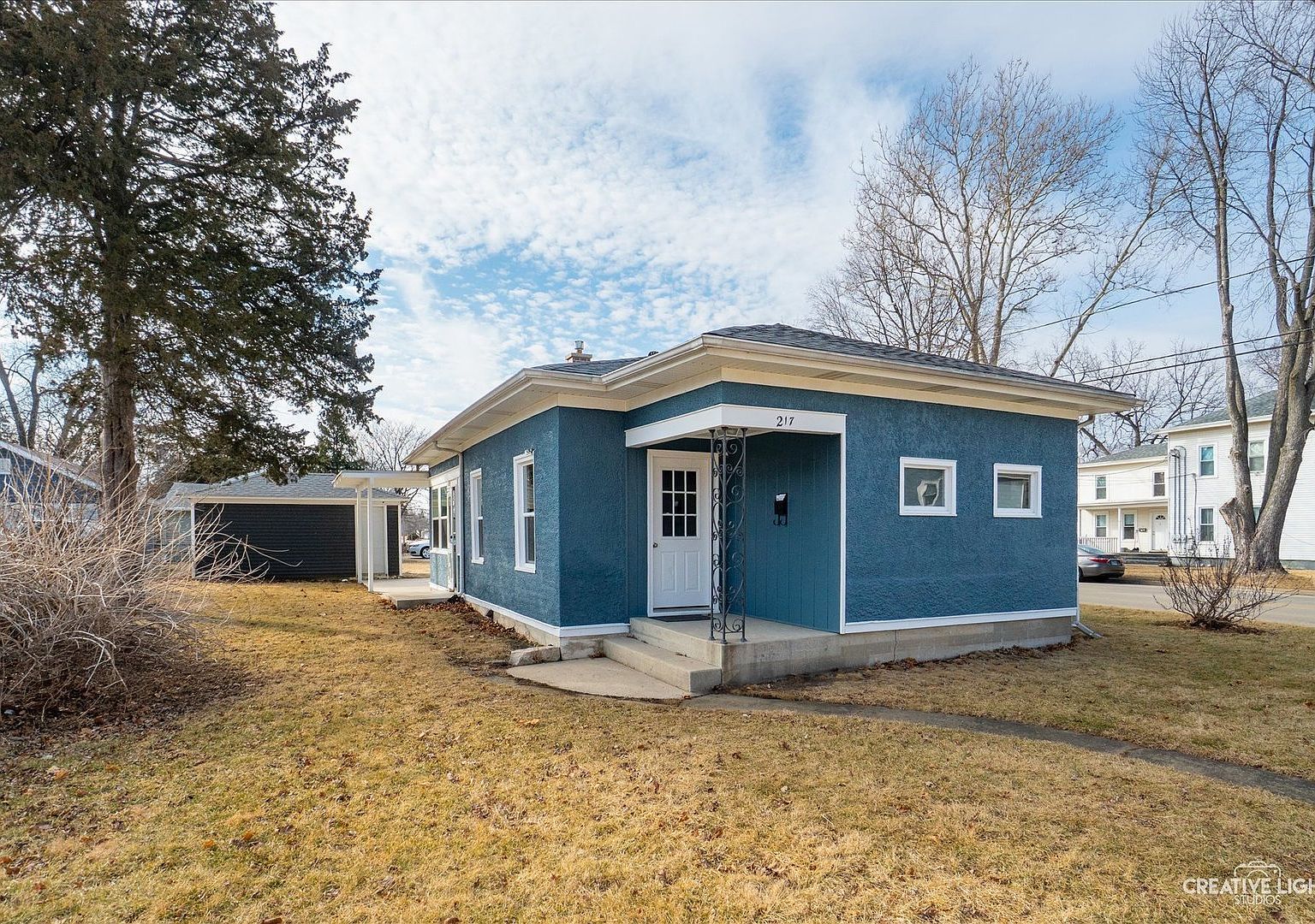 217 N Hugh St Plano, IL 60545 - Thumbnail 2