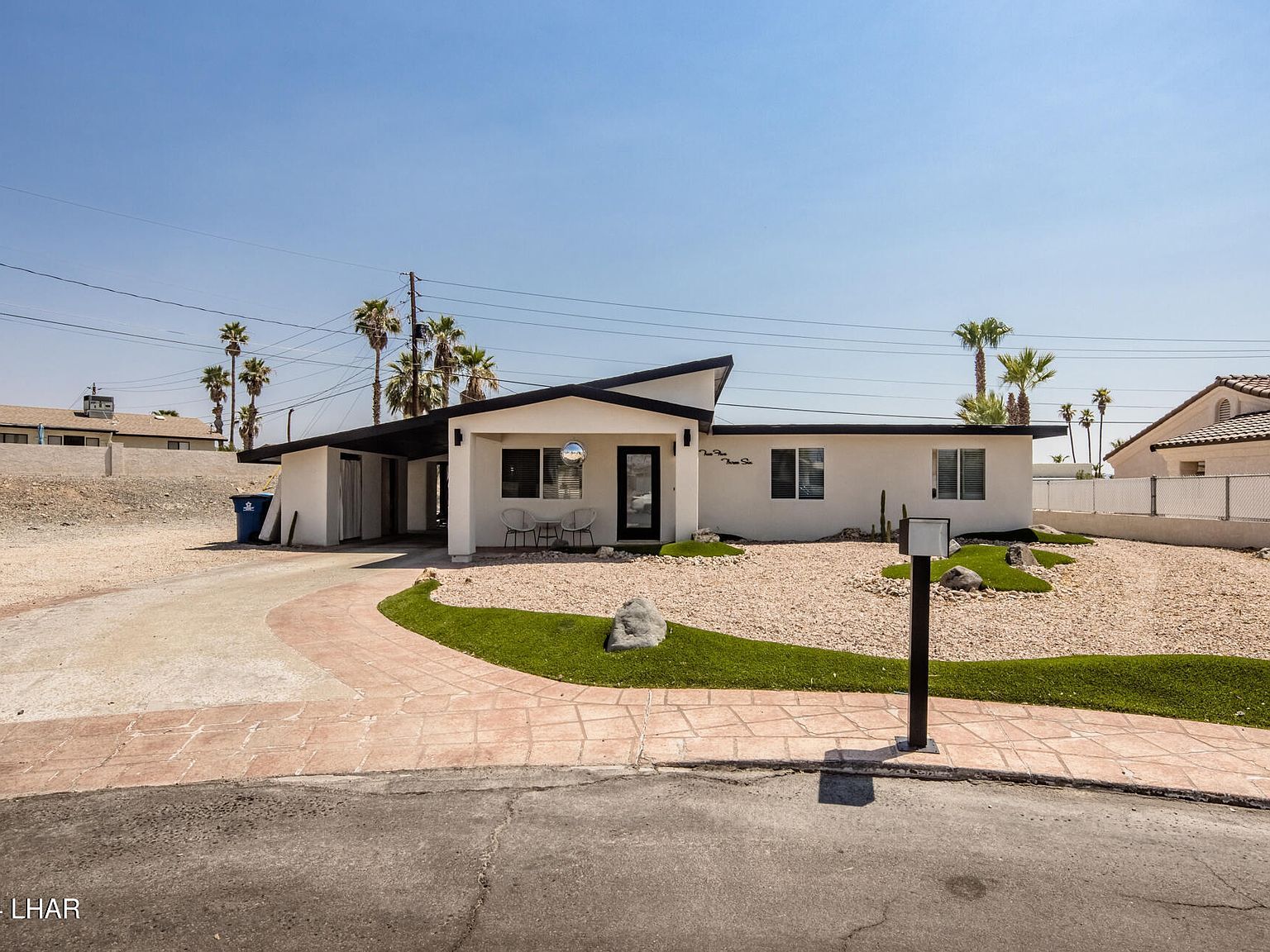 2536 Sunchief Ln Lake Havasu City, AZ 86403 - Thumbnail 2