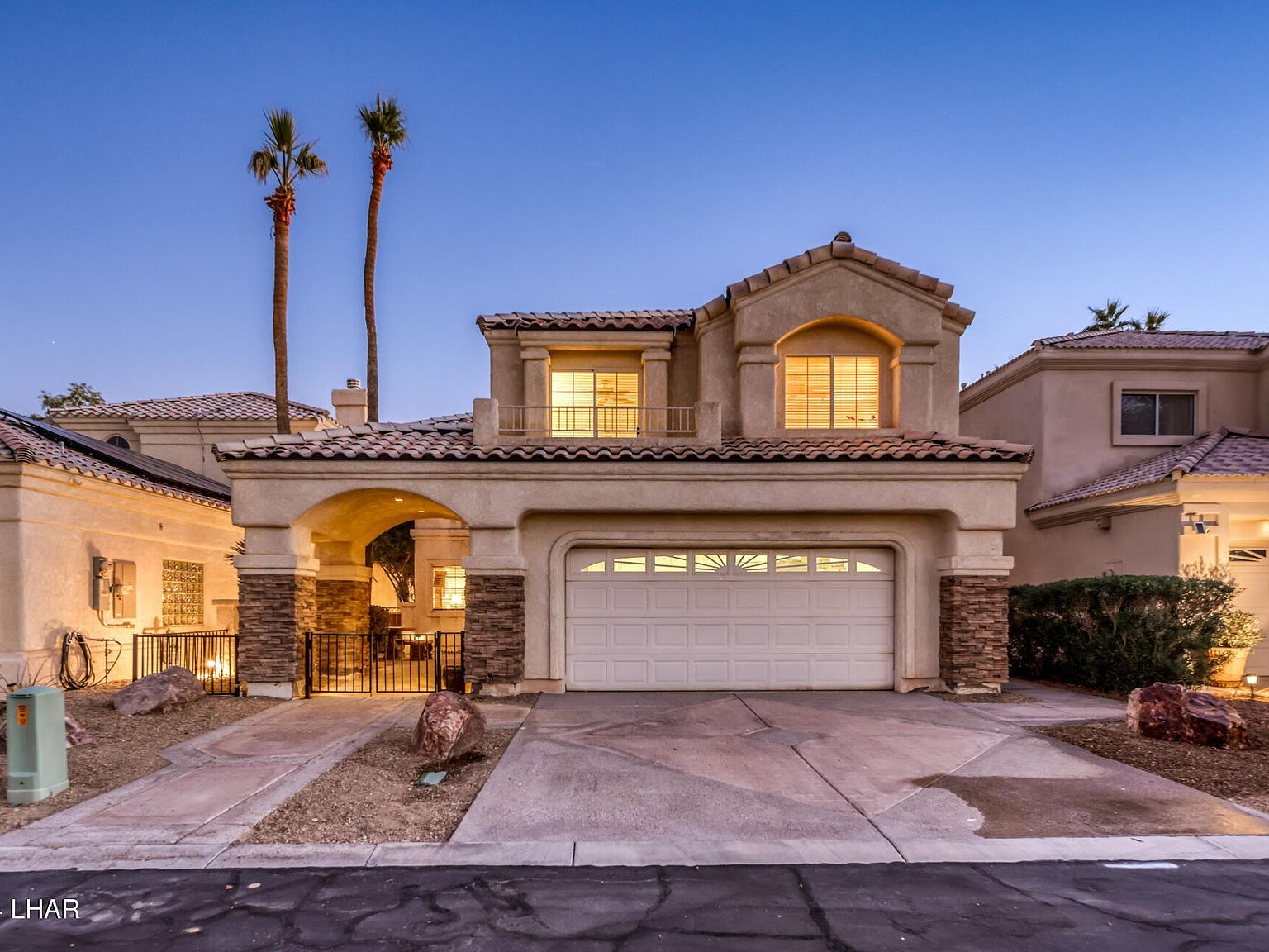 1351 London Bridge Rd UNIT 2 Lake Havasu City, AZ 86404 - Thumbnail 2