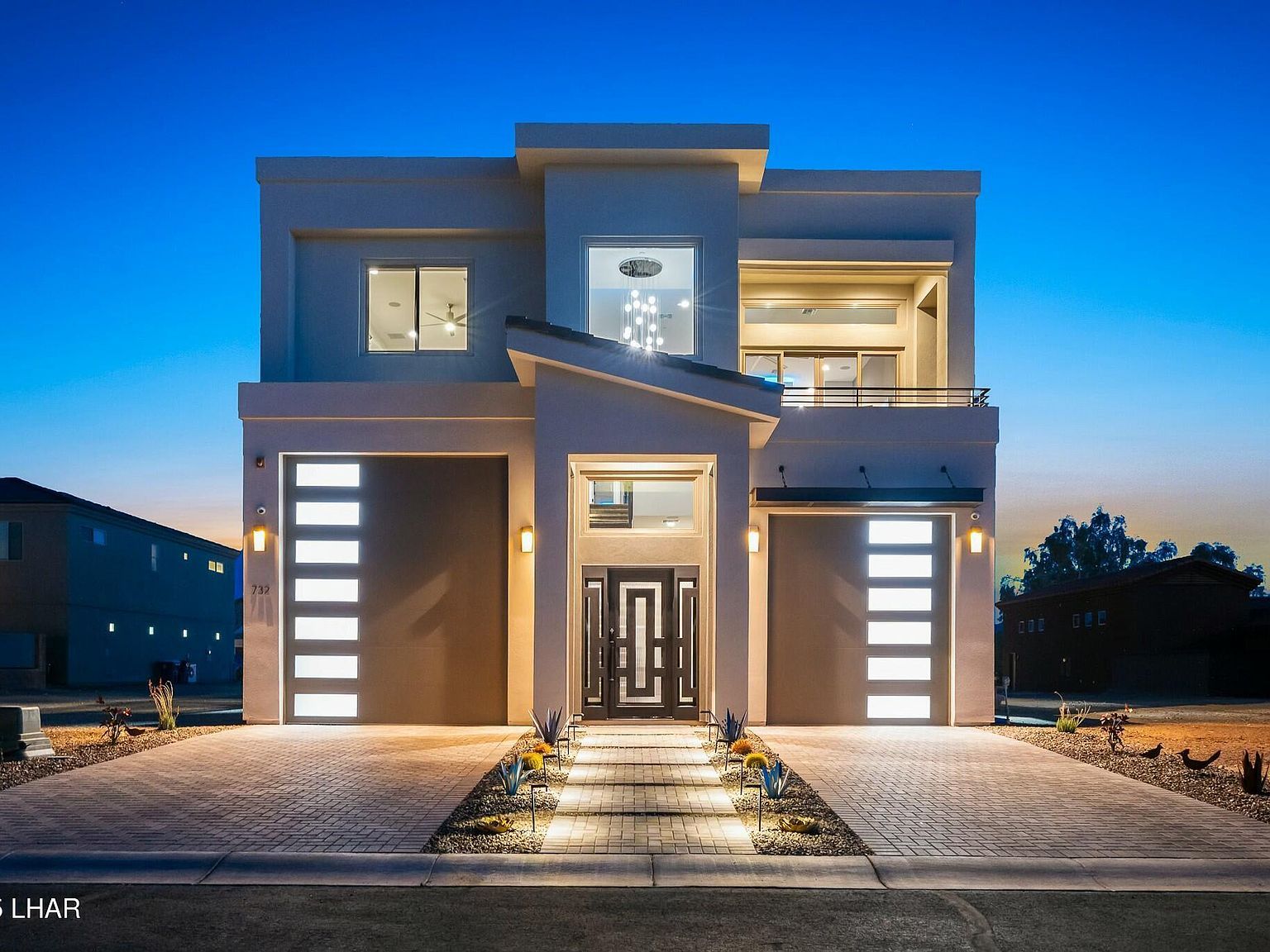 732 Malibu Pl Lake Havasu City, AZ 86403 - Thumbnail 2