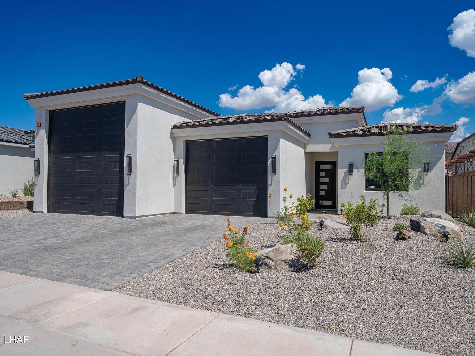 8005 Corte De Los Pajaros Lake Havasu City, AZ 86406 - Thumbnail 2