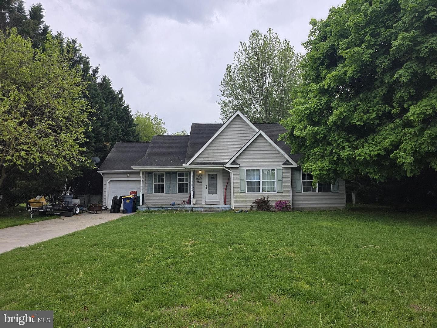 57 Andiron Ln Felton, DE 19943  | Single Family