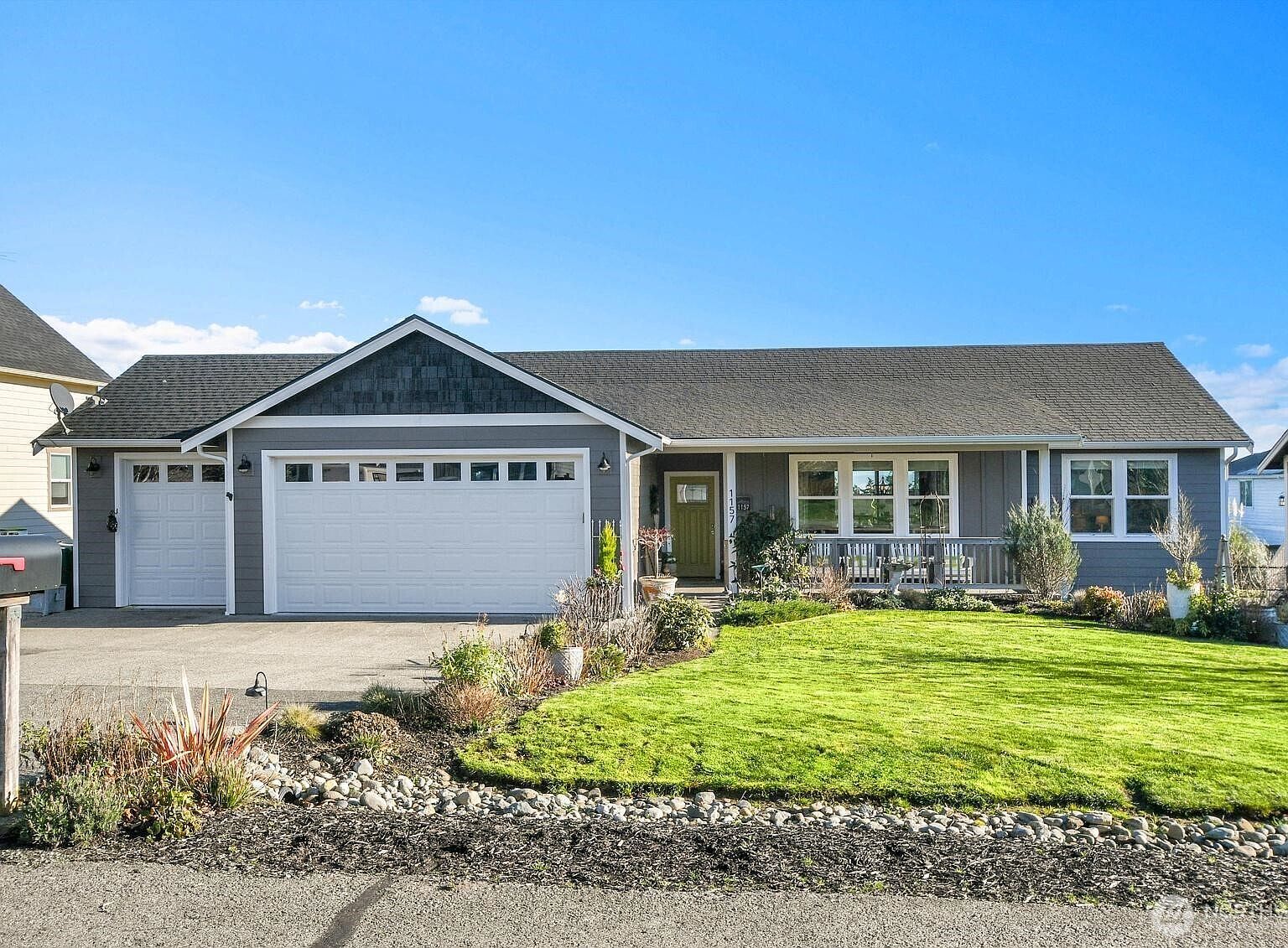 1157 Central Dr Camano Island, WA 98282 - Thumbnail 2