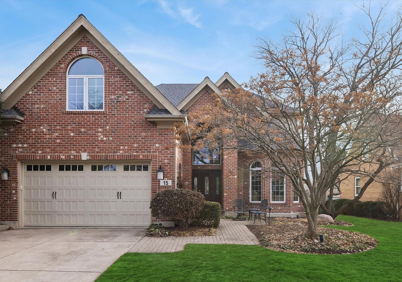 15 Gilbert Ave Clarendon Hills, IL 60514 - Thumbnail 2