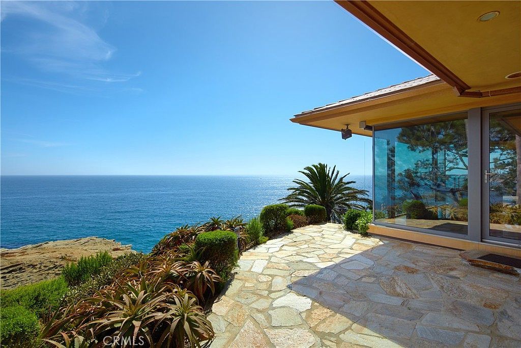 111 S La Senda Dr Laguna Beach, CA 92651 - Thumbnail 2