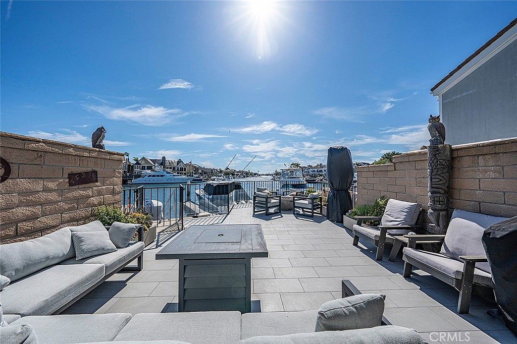 16114 Bonaire Cir Huntington Beach, CA 92649 - Thumbnail 2