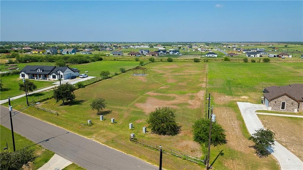 23113 Oak Knoll Dr Edcouch, TX 78538 - Thumbnail 2