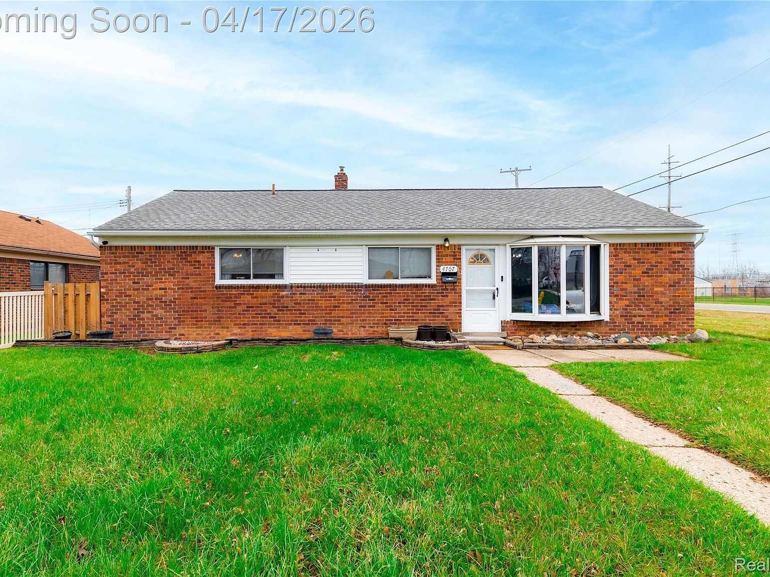 4707 16th St Wyandotte, MI 48192  | Single Family