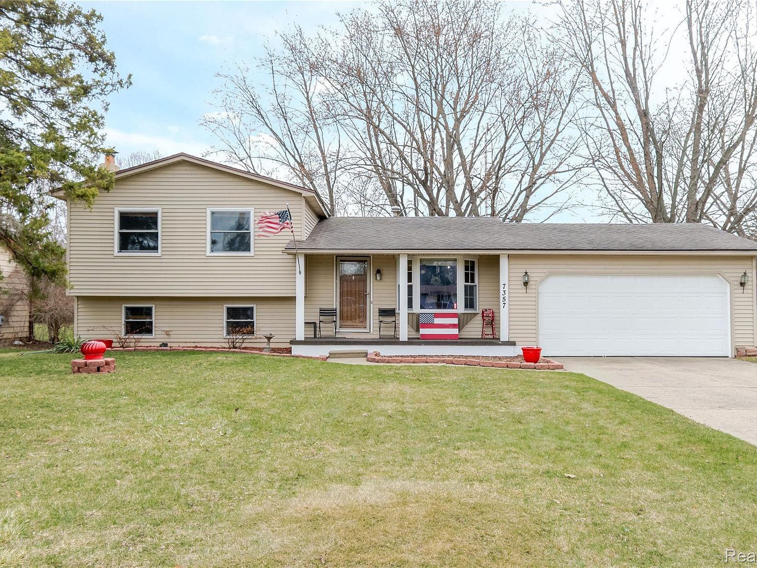 7357 Ponderosa Dr Swartz Creek, MI 48473  | Single Family