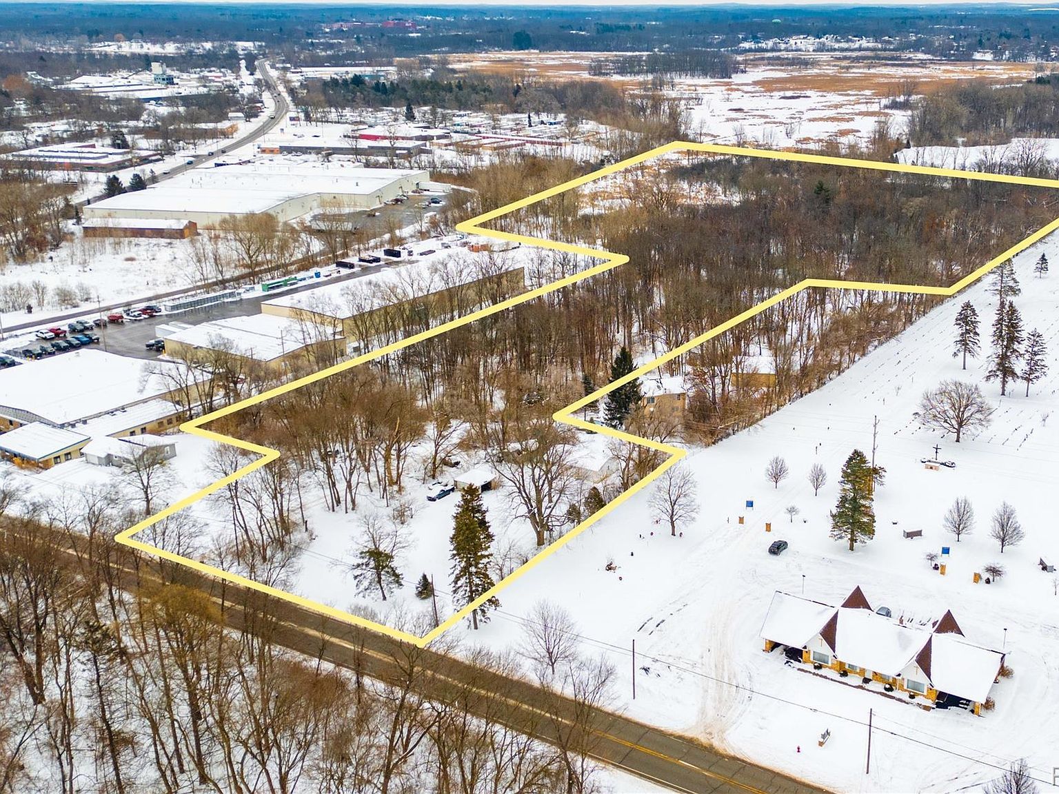 433 E South St Jackson, MI 49203  | Land/Lot