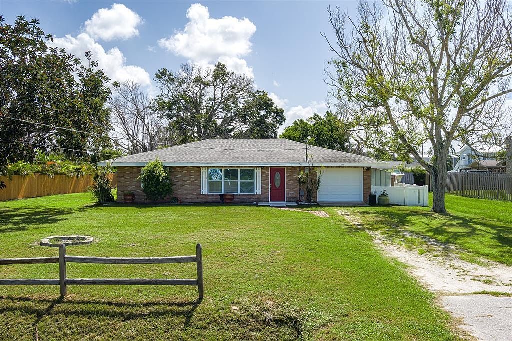 4419 102nd St W Bradenton, FL 34210 - Thumbnail 2