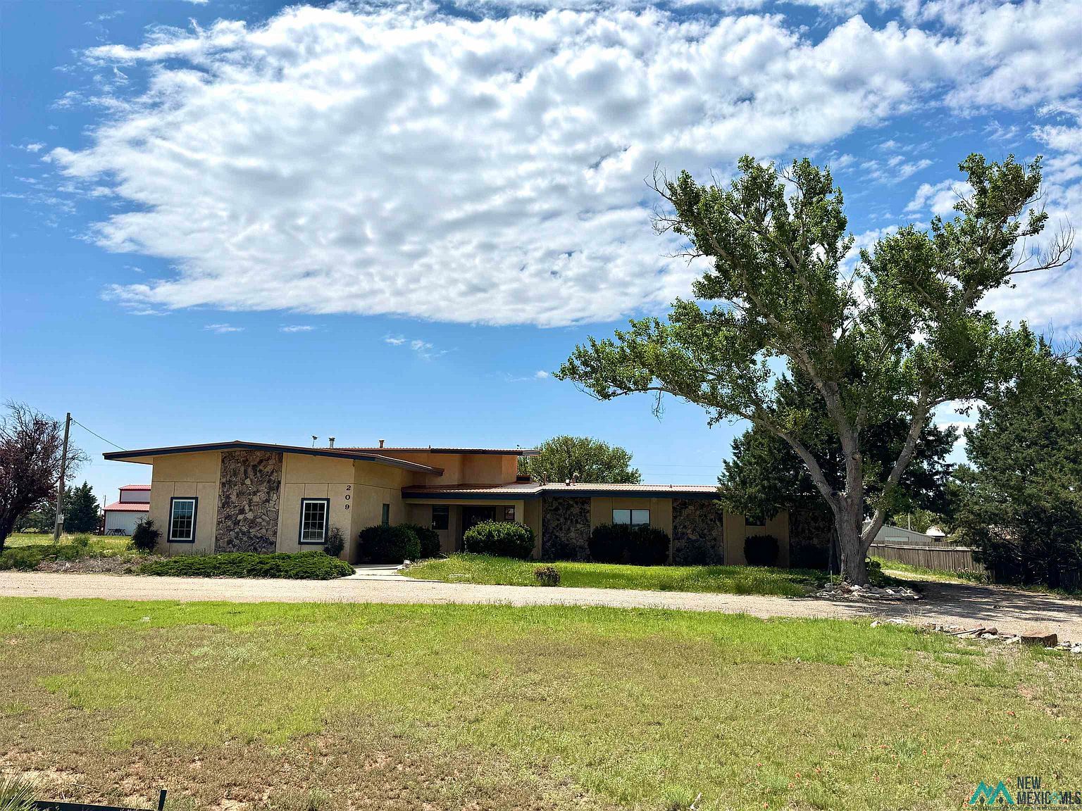 209 Springfield Dr Clovis, NM 88101 - Thumbnail 2