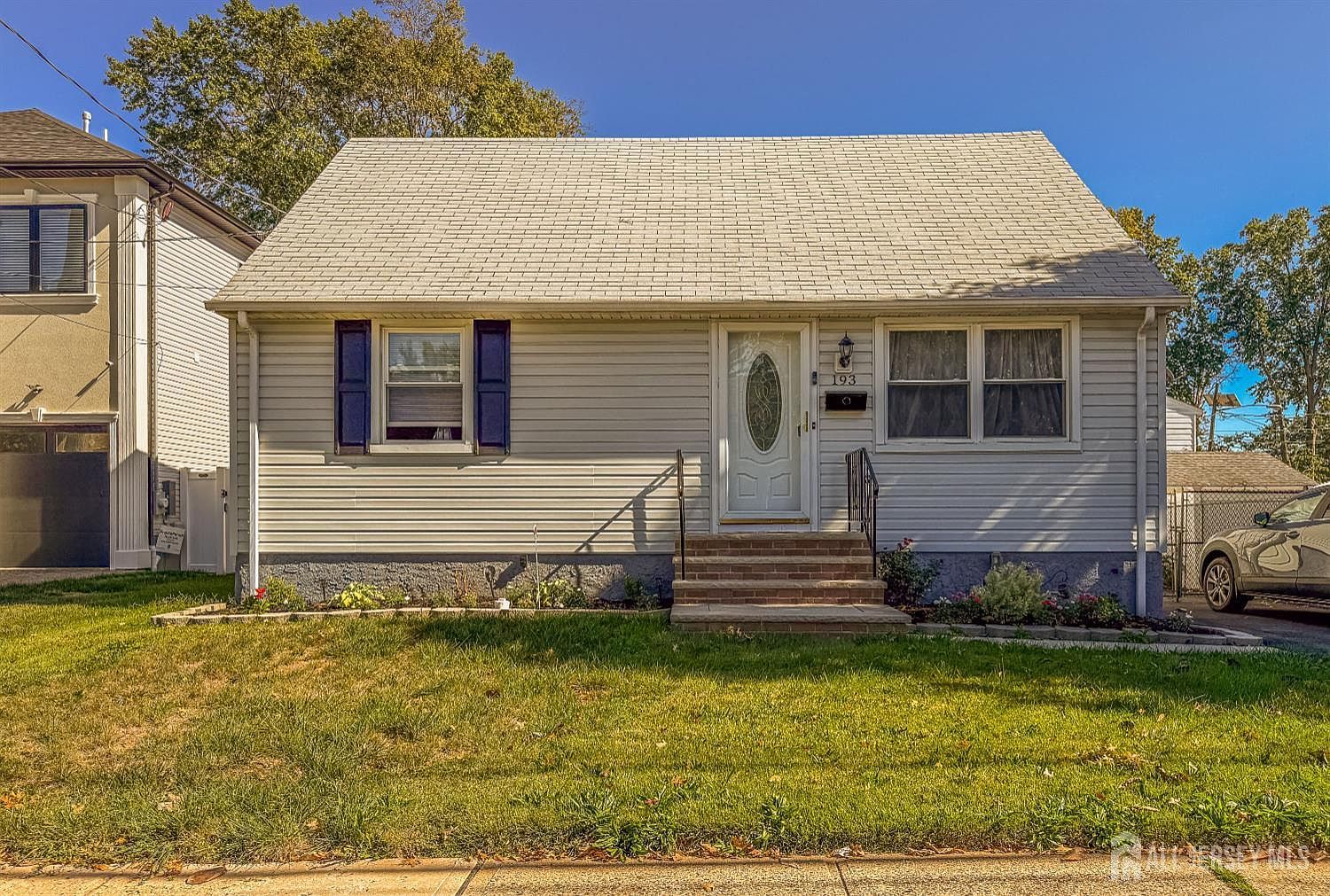 193 Old Rd Sewaren, NJ 07077 - Thumbnail 2