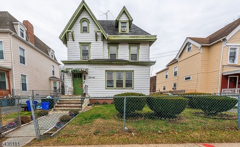 70 N Essex Ave Orange, NJ 07050 - Thumbnail 2