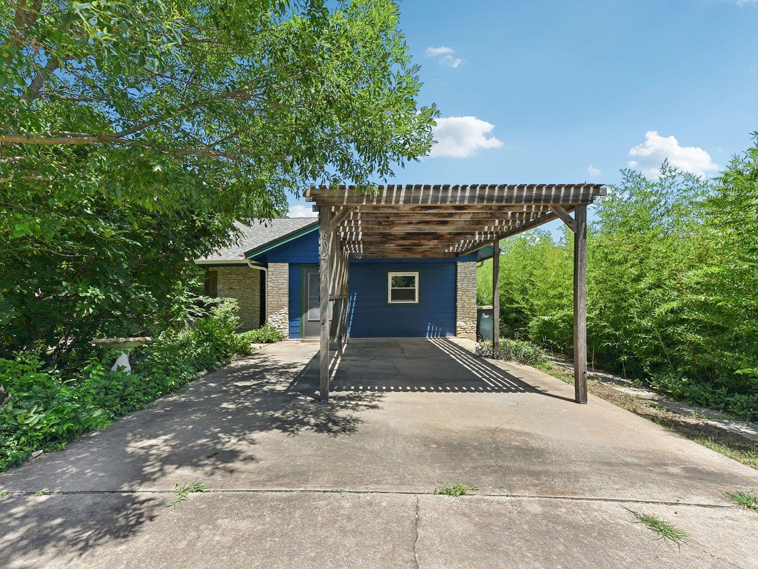 602 Splitrock Round Rock, TX 78681 - Thumbnail 2