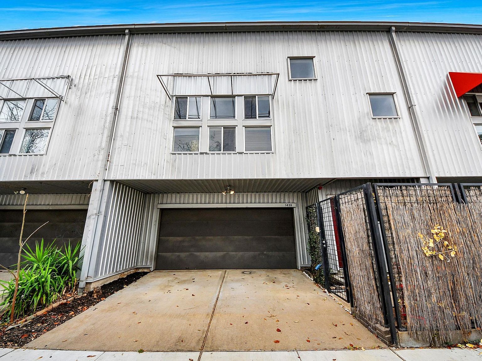 1428 Bailey St Houston, TX 77019 - Thumbnail 2