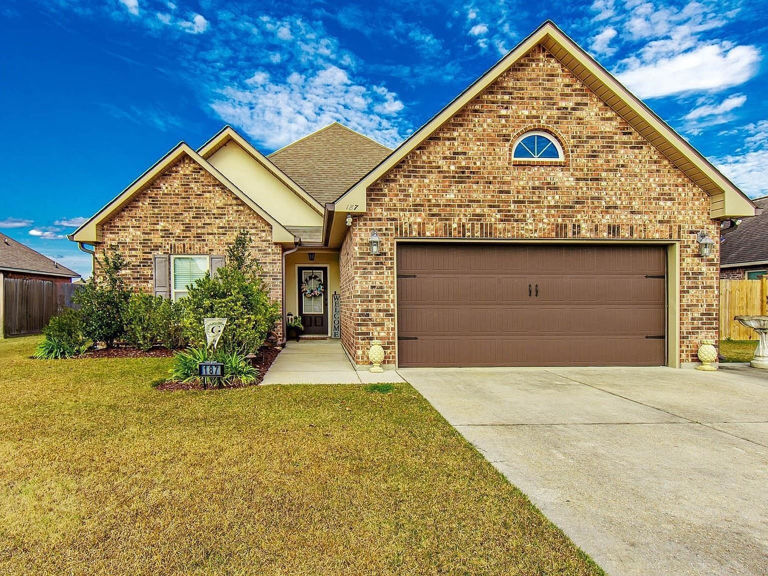 187 Carriage Way Thibodaux, LA 70301 - Thumbnail 2