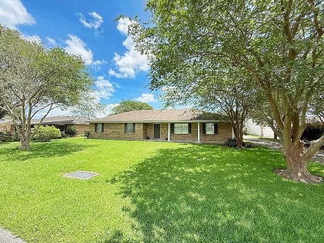200 Pamela Pl Thibodaux, LA 70301, 70301