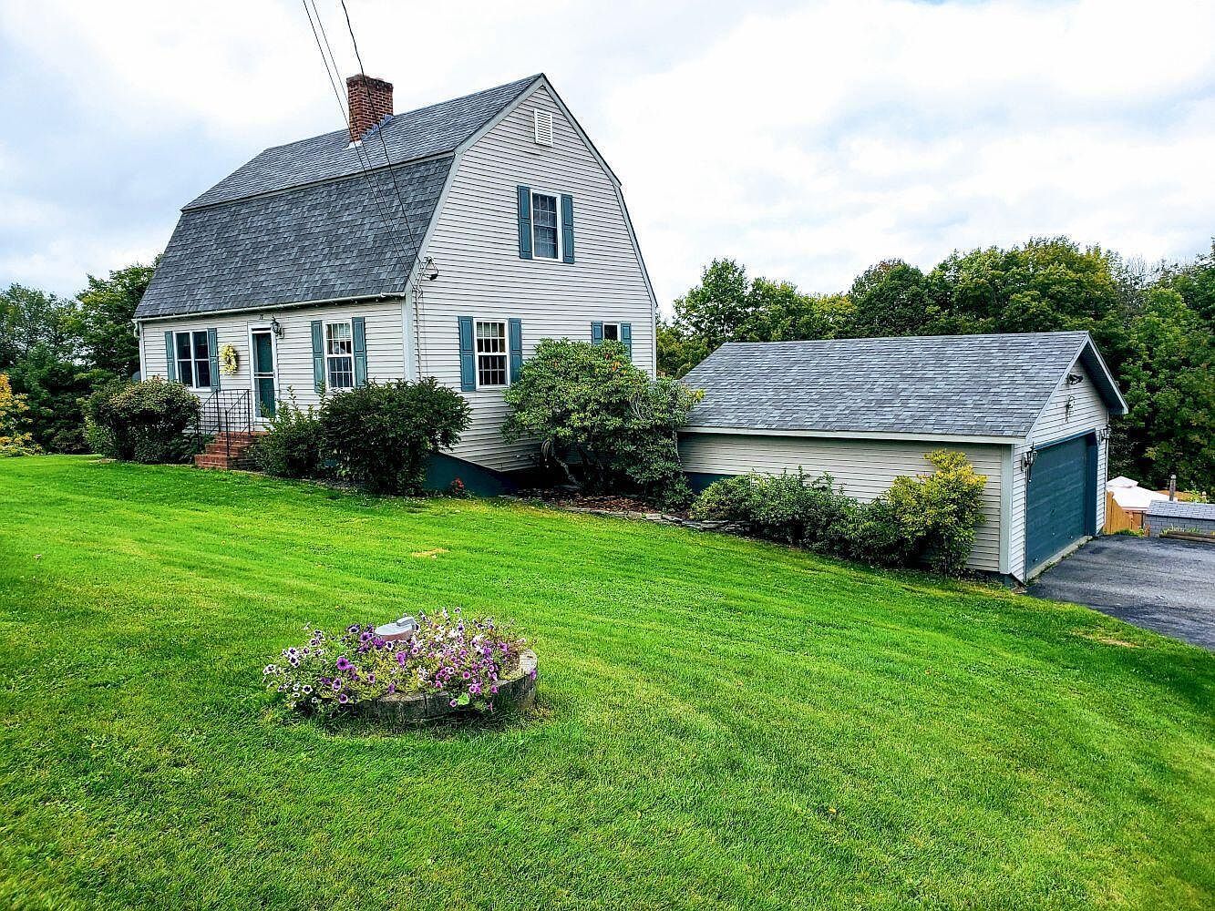 28 Messina Dr Skowhegan, ME 04976 - Thumbnail 2