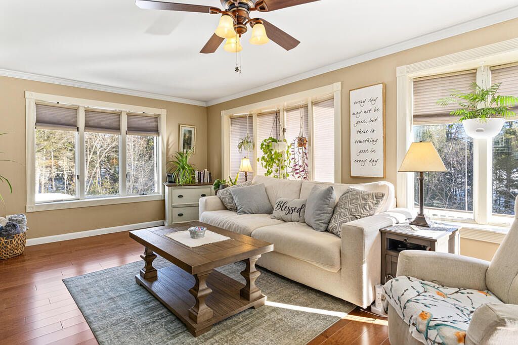 6 Miranda St Brunswick, ME 04011 - Thumbnail 2