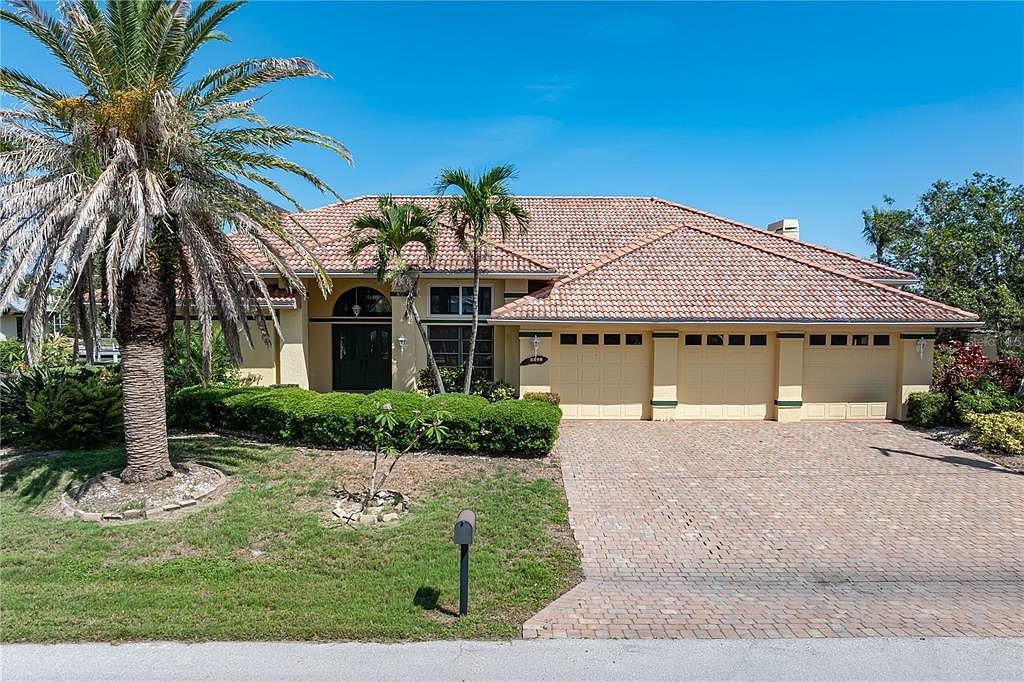 5023 Key Largo Dr Punta Gorda, FL 33950 - Thumbnail 2