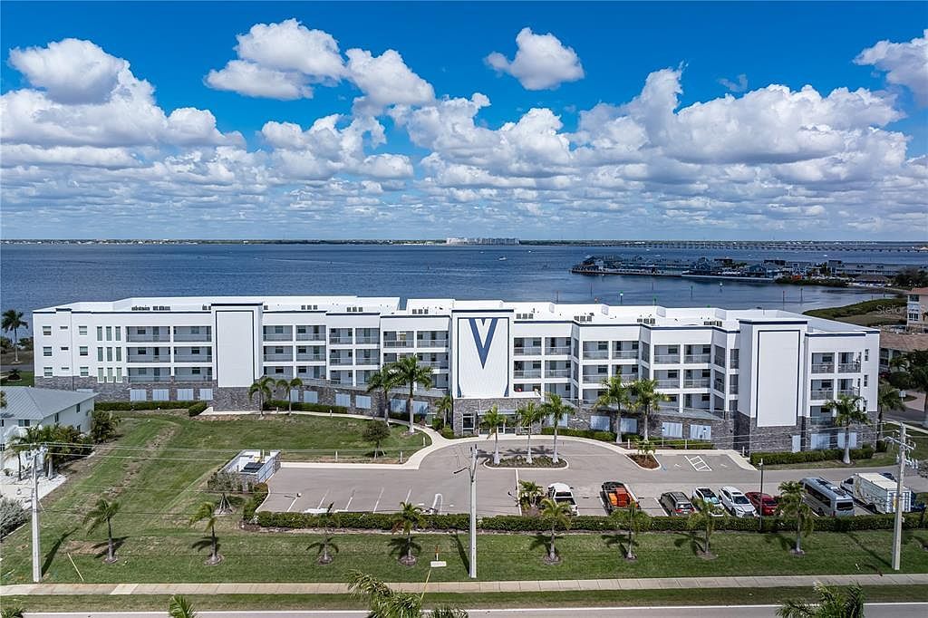 1425 Park Beach Cir #132 Punta Gorda, FL 33950 - Thumbnail 2