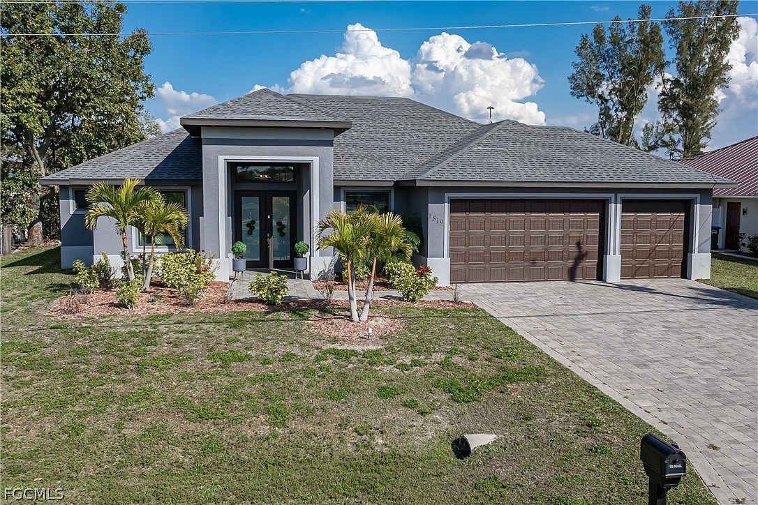 1819 SW 6th Ave Cape Coral, FL 33991 - Thumbnail 2