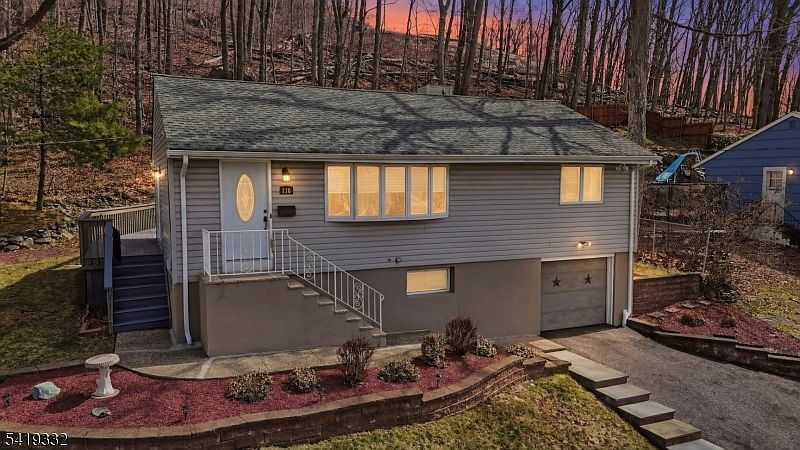 116 Rafkind Rd Bloomingdale, NJ 07403  | Single Family