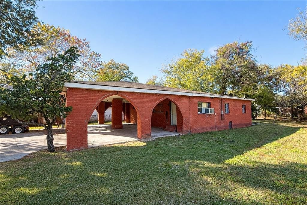 500 Solon St Gretna, LA 70053 - Thumbnail 2