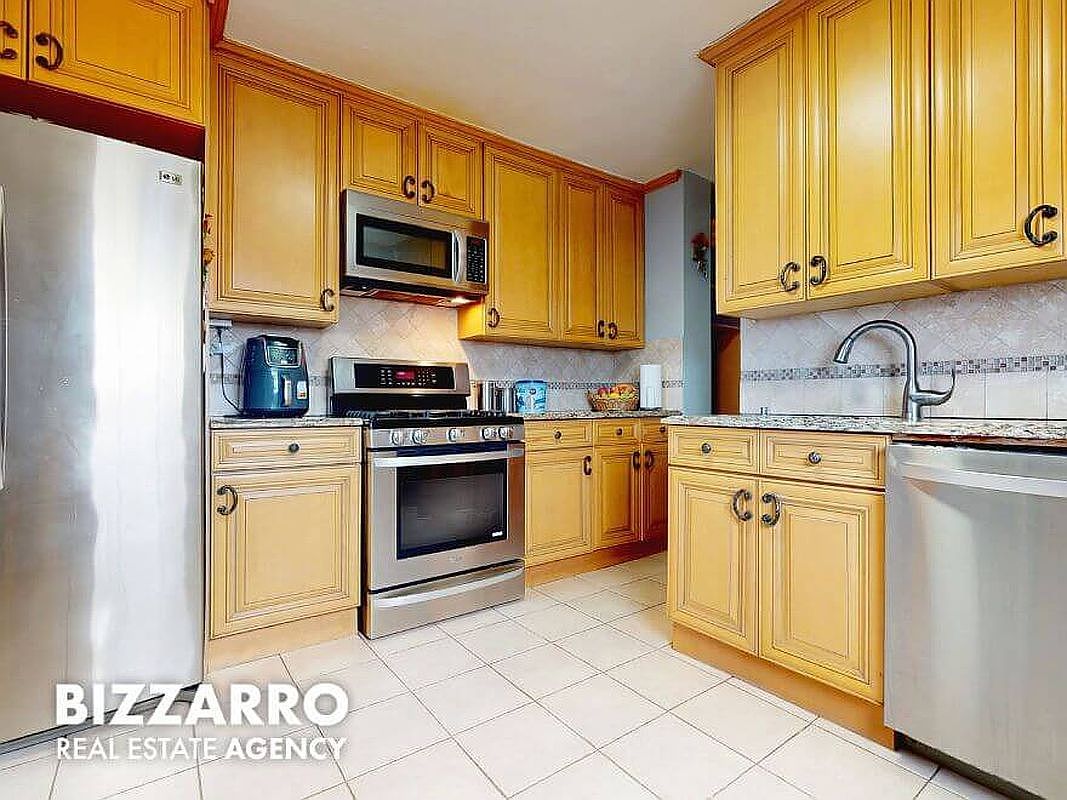 1020 Grand Concourse APT 18R Bronx, NY 10451 - Thumbnail 2