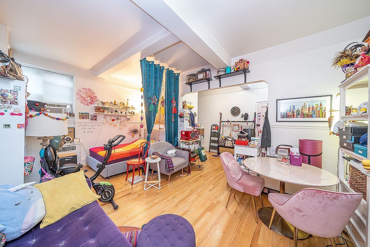 720 Fort Washington Ave APT A New York, NY 10040 - Thumbnail 2