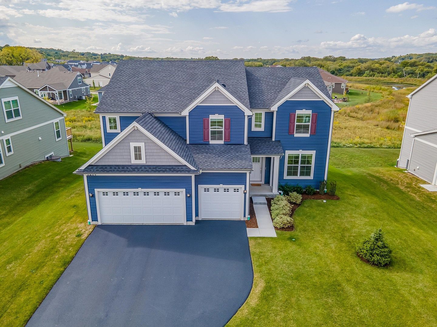 1214 Buckeye Cir Crystal Lake, IL 60012 - Thumbnail 2