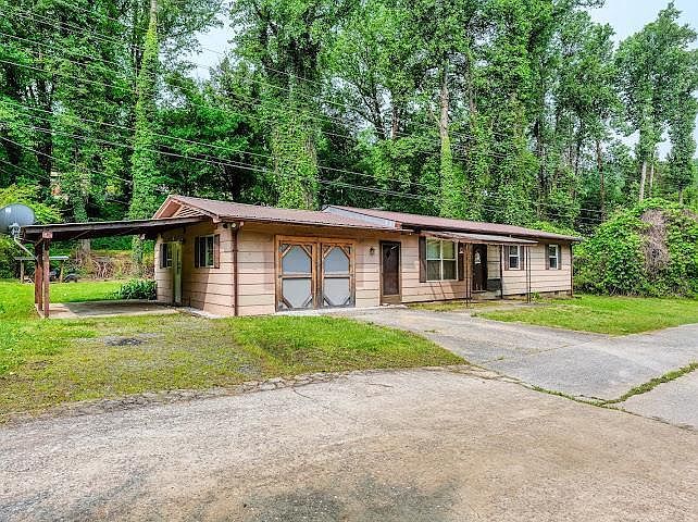 51 Jenkins Branch Ln Bryson City, NC 28713 - Thumbnail 2