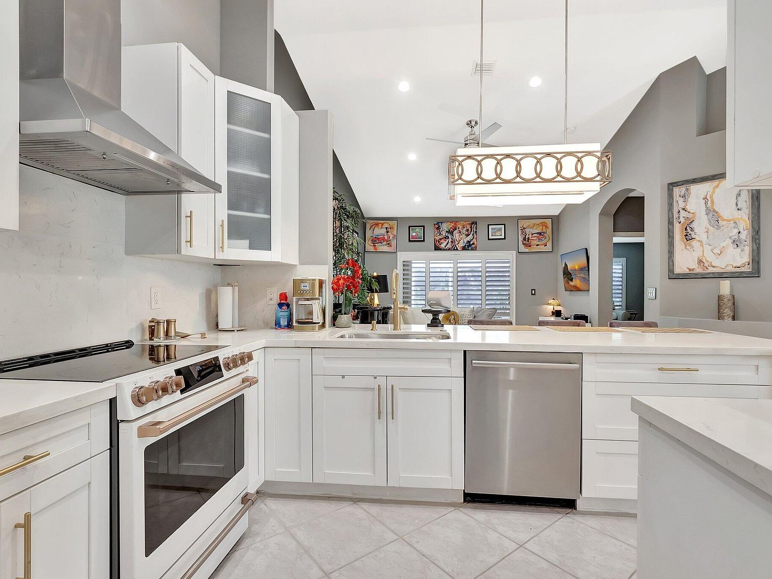 15432 Rosaire Ln Delray Beach, FL 33484 - Thumbnail 2