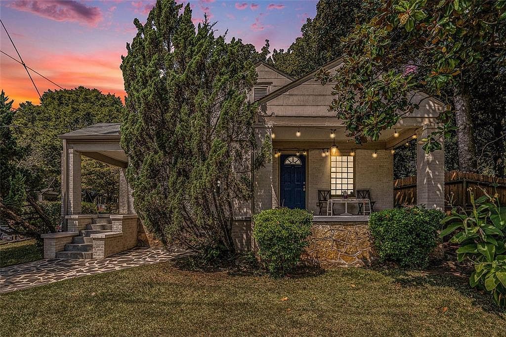 492 Hemlock Cir SE Atlanta, GA 30316 - Thumbnail 2