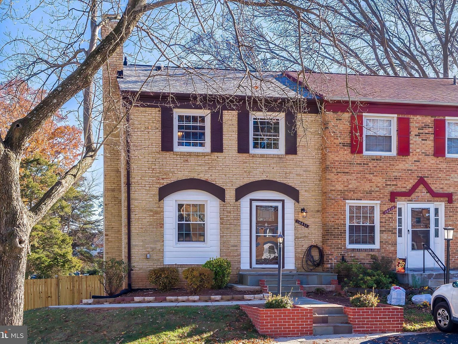 14811 Palmerston Sq Centreville, VA 20120 - Thumbnail 2