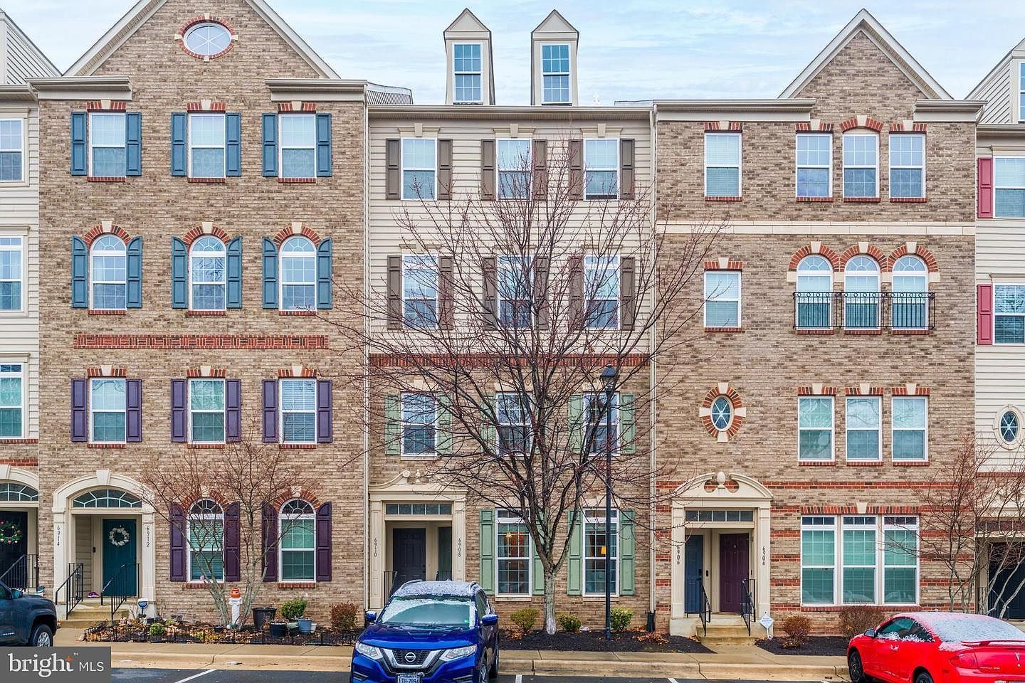 6908 Kona Dr Gainesville, VA 20155 - Thumbnail 2