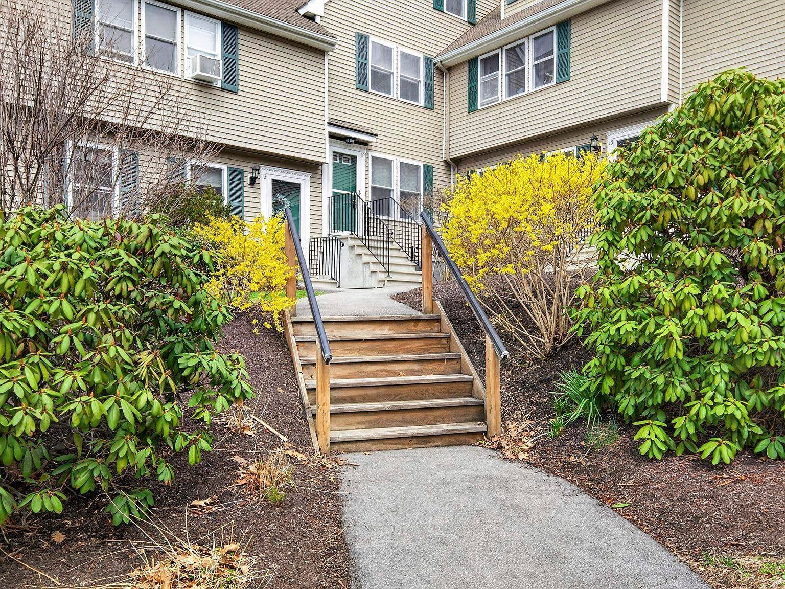 30 Charter St Unit 14 Exeter, NH 03833  | New build