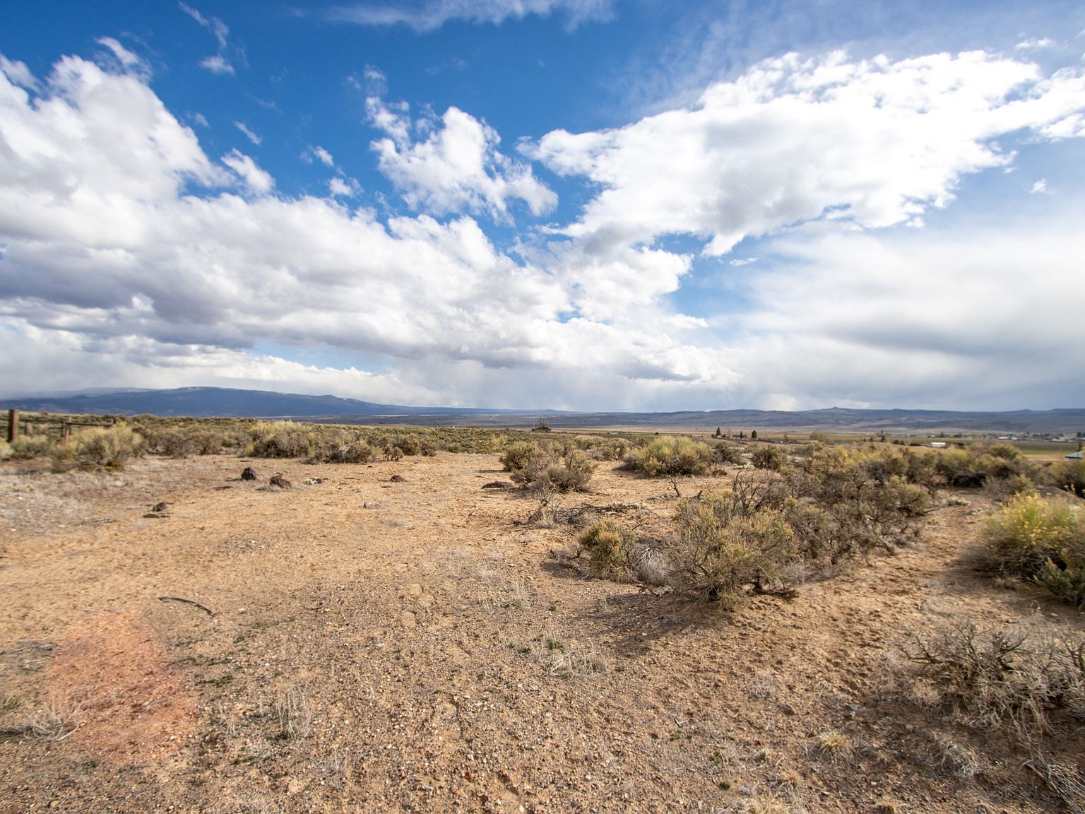 1400 E Highline Rd Loa, UT 84747, 84747