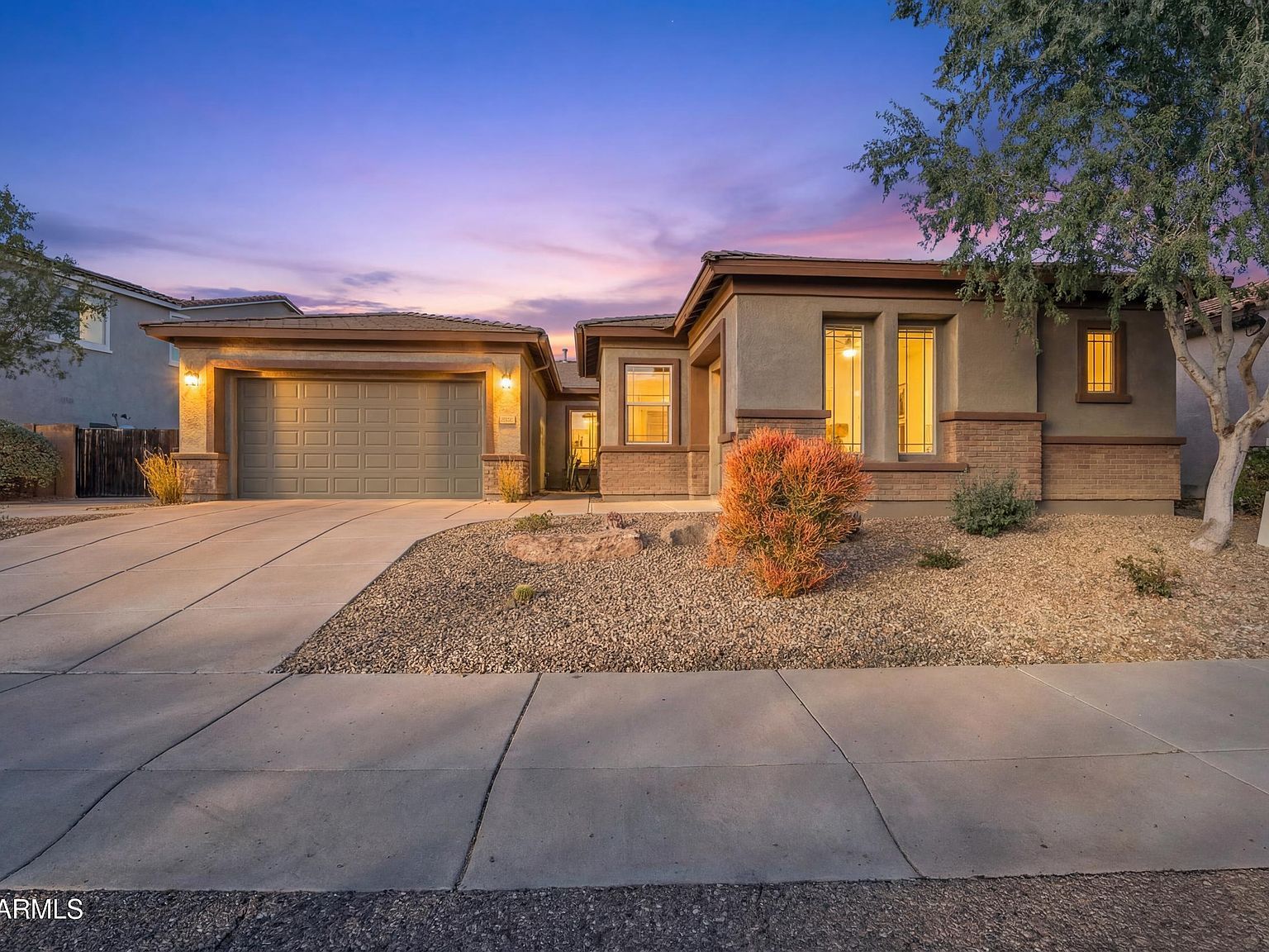 1610 W Blaylock Dr Phoenix, AZ 85085 - Thumbnail 2