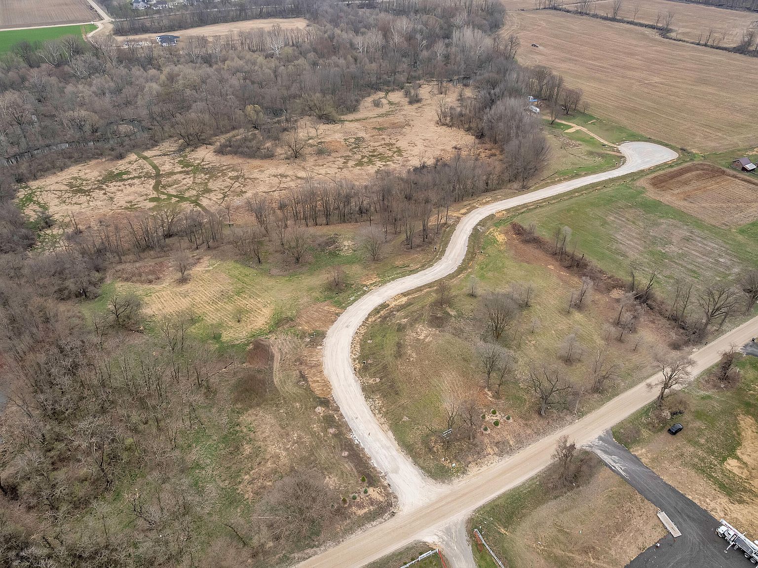 1053 Overlook Ct Saline, MI 48176 - Thumbnail 2