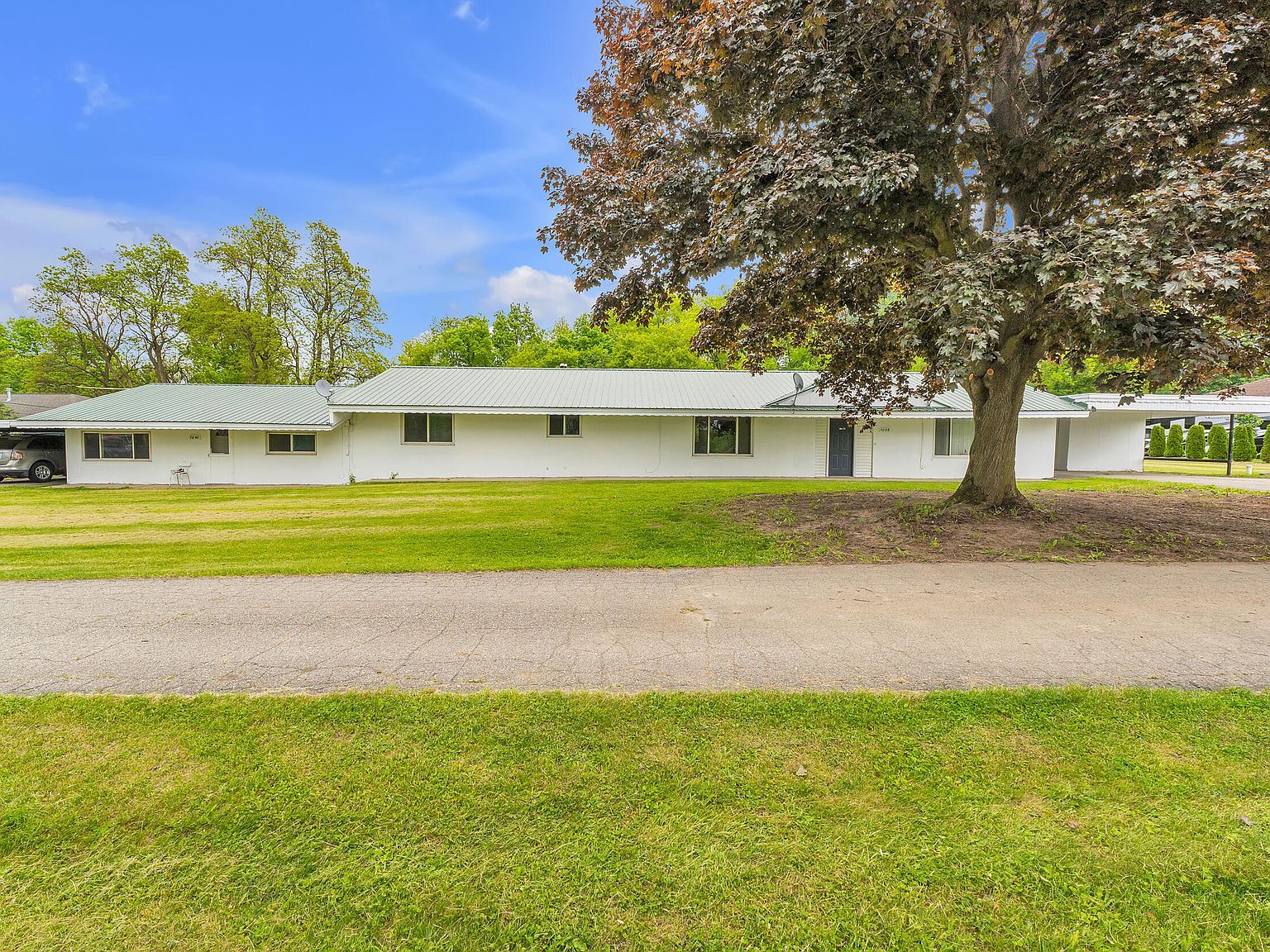 7038 Whitmore Lake Rd Whitmore Lake, MI 48189 - Thumbnail 2