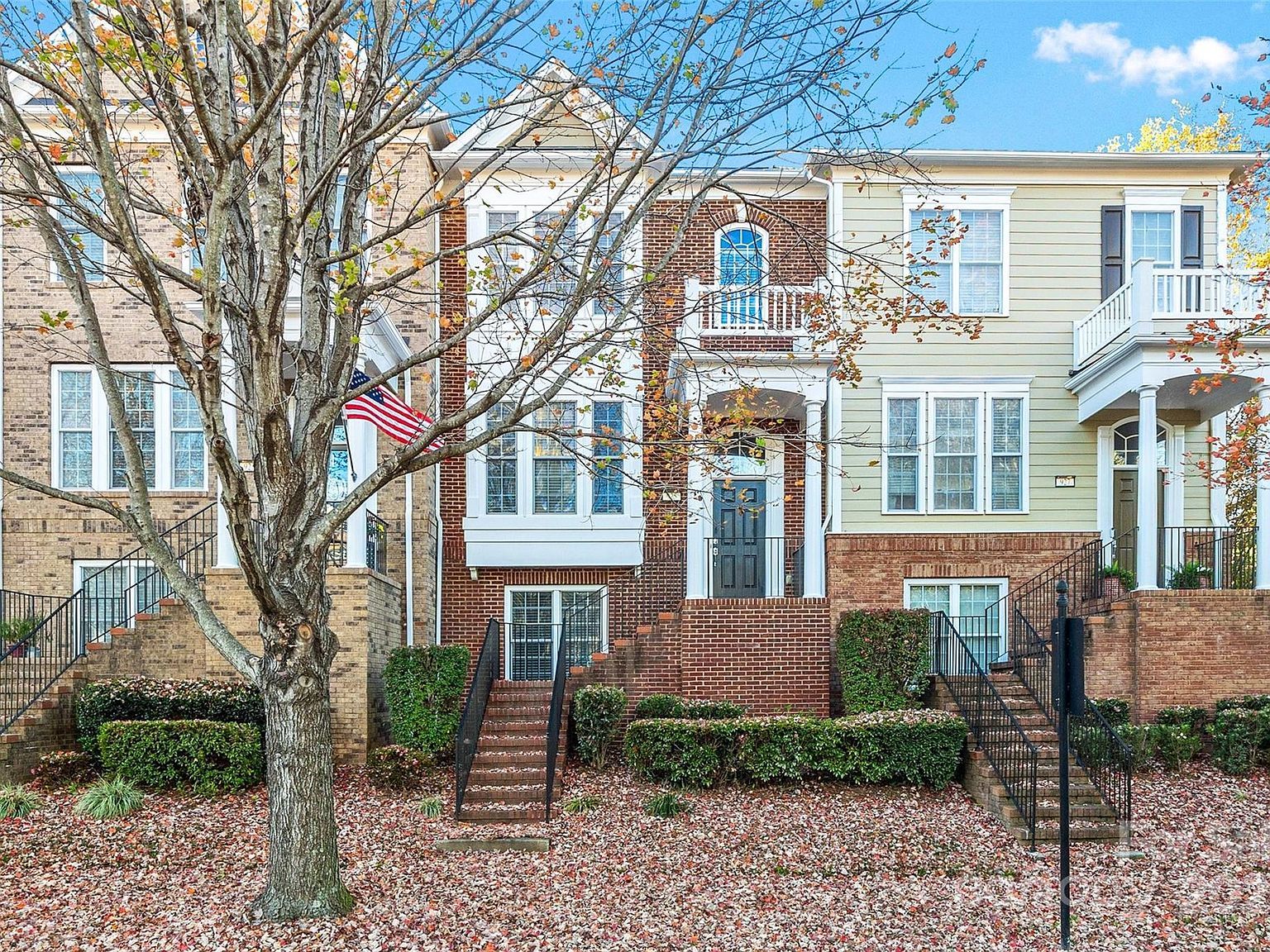 925 Lyndley Dr Fort Mill, SC 29708 - Thumbnail 2