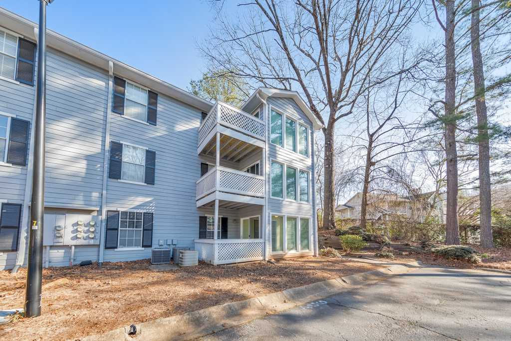 201 Natchez Trace, Atlanta, GA, USA, 30350 - Thumbnail 2